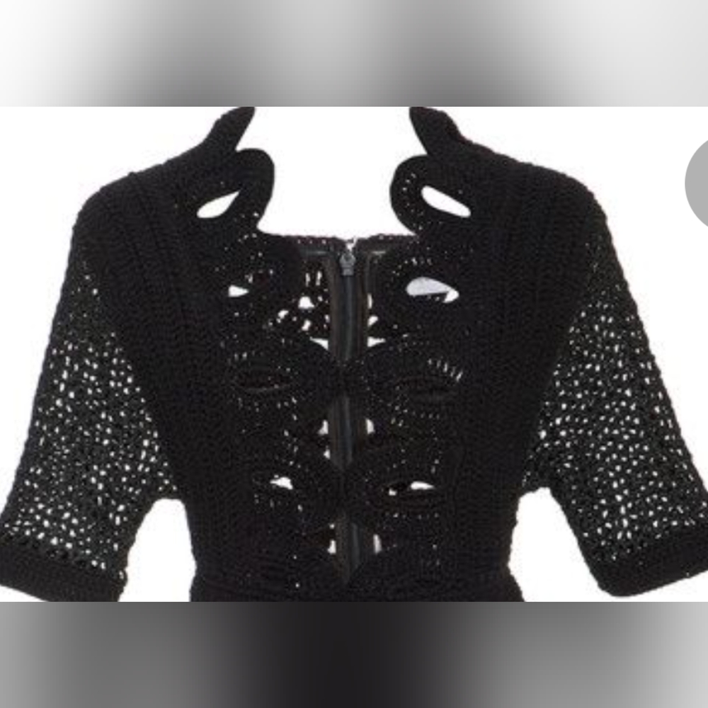 Alice McCall  sz 4 crochet crop top
